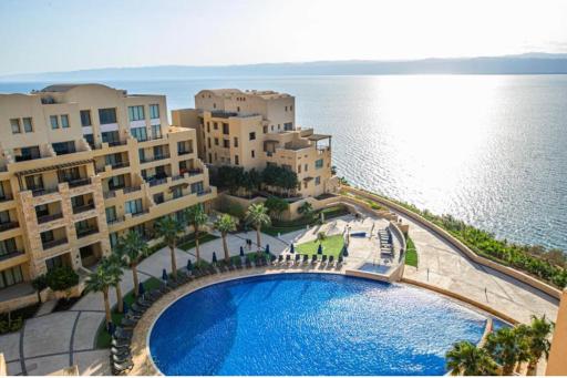 Spacious apartments with Sea view at Samarah Resort - Housity