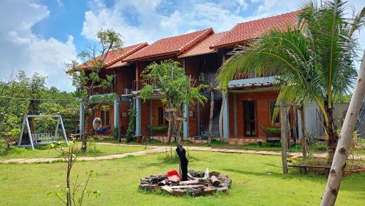 Sunny Eco Lodge - Housity