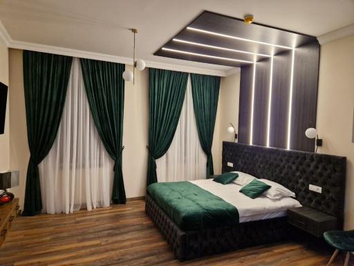 Bizi House Accommodation - Housity