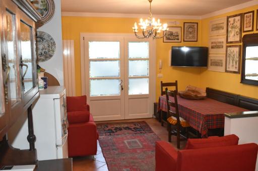 Ai ciliegi - Housity