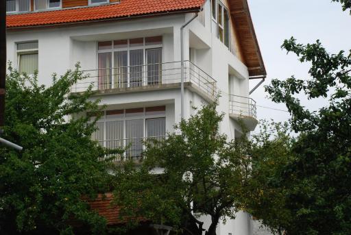 Pension Cote D'Amour - Housity