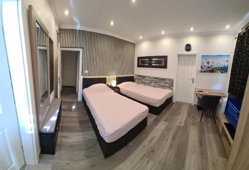 W3 Ferienwohnung-32609 Hüllhorst Minden-Lübbecke - Housity