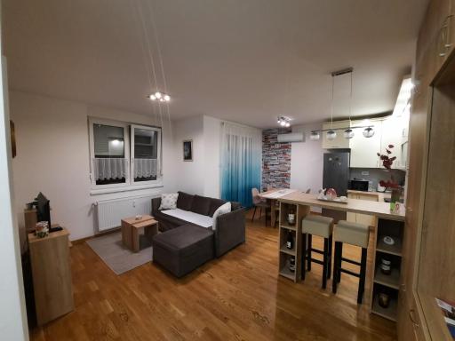 Lux Advent Apartment - Housity