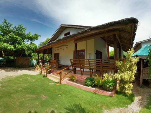 Pamana Beach House - Housity