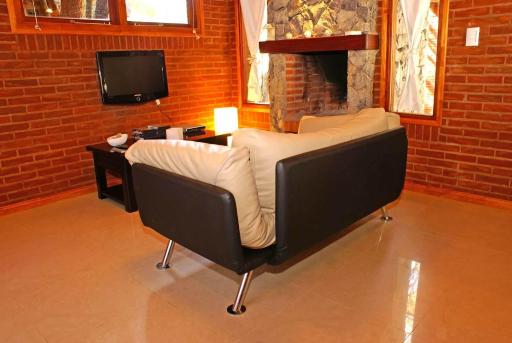 Escondida en el Bosque - Housity