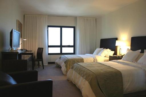 Ros Tower Hotel - Housity