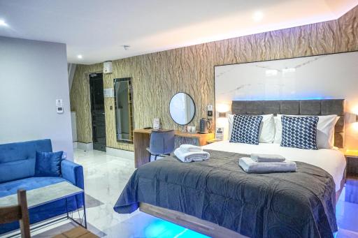 The Arundell Hotel - Housity