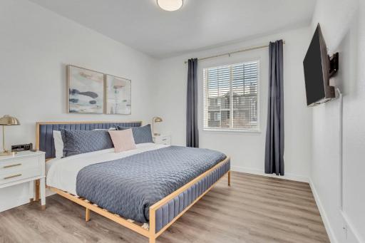 Quality Apt Fast WiFi and Desk Davis Conference Center - Housity