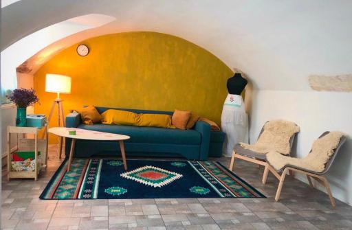 Transylvanian Hobbit House - Housity