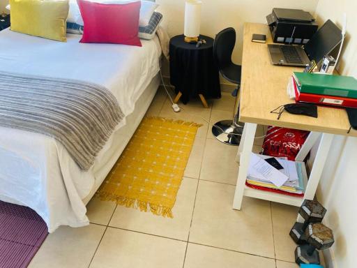 Busy Bee Guest House - Housity