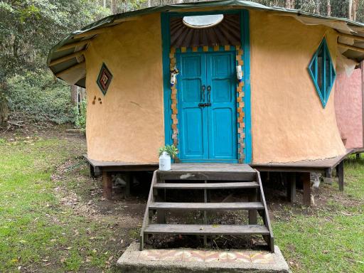 Tuwa Shima Woodland Yurt - Housity