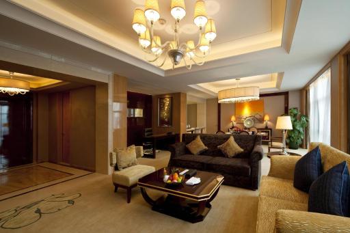 Sheraton Changzhou Xinbei Hotel - Housity