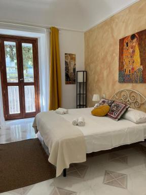 GL Golden City Apartments - Hizvo