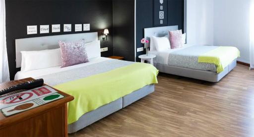 Hostal Victoria - Housity