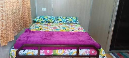 Countries container resort - Housity