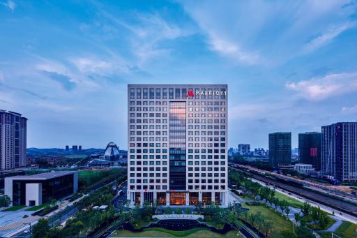 Wuhan Marriott Hotel Optics Valley - Housity