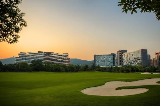 Renaissance Suzhou Taihu Lake Hotel - Housity