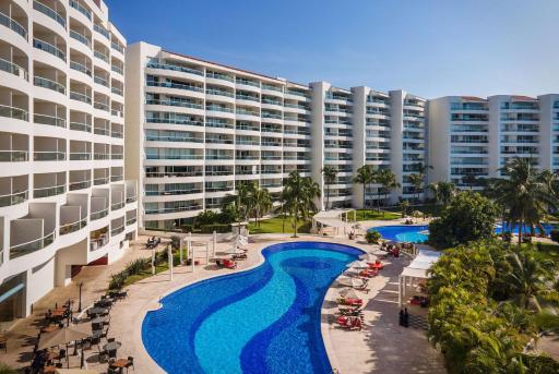 Wyndham Alltra Vallarta, All-Inclusive Resort - Housity