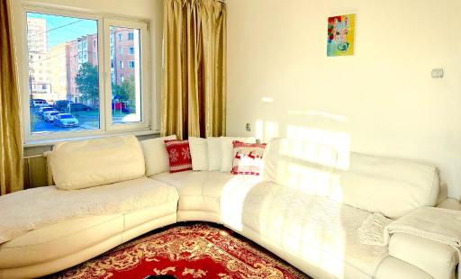 Apartment 44, spacious living area, separate kitchen & 1 bedroom - Hizvo