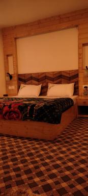 NEW ELITE COTTAGE PAHALGAM - Housity