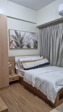 Studio type Condo Iloilo Saint Honore - Hizvo