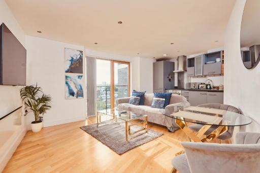 Modern Deluxe Leeds Dock Apartment Free Secure Parking - Housity