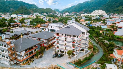 Khách sạn Kumo Chan Mộc Châu - Housity