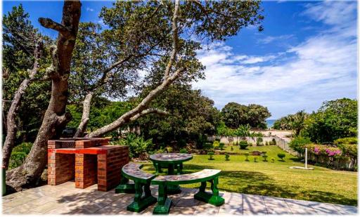 Sea Park Holi-Stay - 2on1stAve - Hizvo