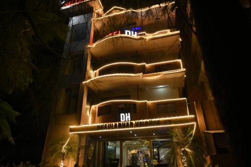 Hotel DH - Housity