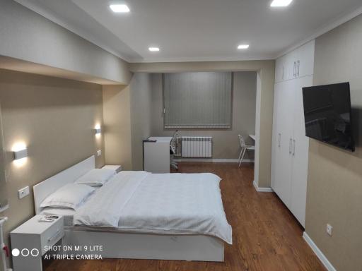 1-bedroom Apartment in the very city center (Shedevr) - Housity