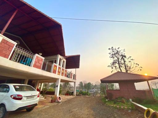 RAJGADH HOMESTAY in FARMHOUSE Nr PANHALA - Housity