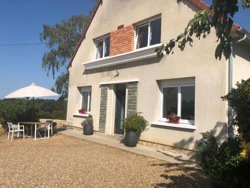 Gîte Confort au Coeur de la Vallée du Loir : 4 Ch, Jardin, Fibre, BBQ, Proche Château - FR-1-410-274 - Housity