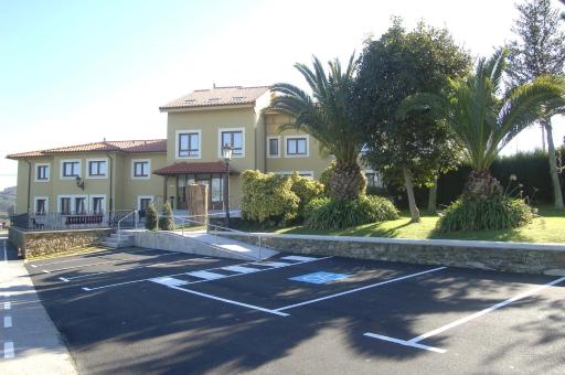 Hotel Lupa - Housity