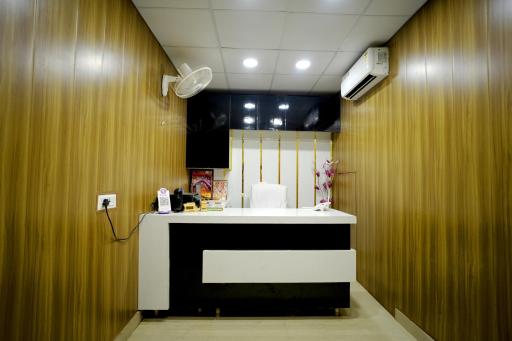 HOTEL DWARAKA INN -- LPU Law Gate -- Super Deluxe Rooms for Parents, Students, Couples, Corporate - Housity