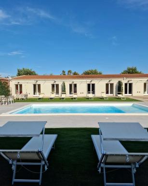 Bisus de Jara - Housity