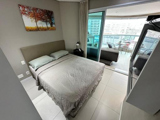 Estanconfor Praia Santos 3 - AC garagem arrumação sacada fechada - Housity