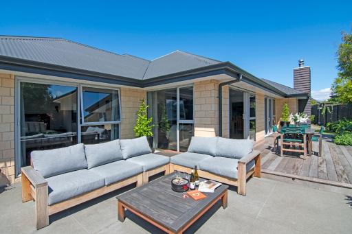 Banksia Retreat - Blenheim Holiday Home - Hizvo