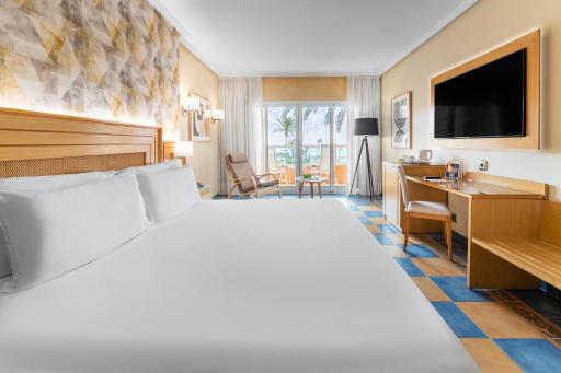 Elba Sara Beach & Golf Resort - Housity