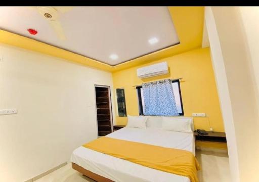 HOTEL SAROVAR INN - Ahmedabad - Housity