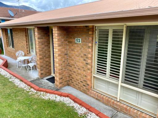 Beautiful Sunny house, 10 mins from Hobart City - Housity