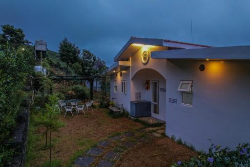 Peri Resorts - Housity