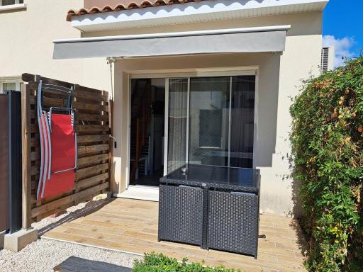 Charmant studio avec mezzanine et terrasse - Housity