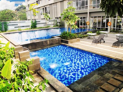 Valore Hotel - Housity