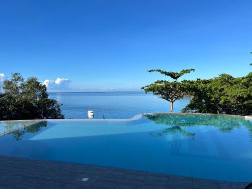 Virly’z Top View Resort - Housity