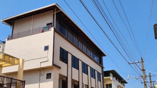 Golden Palace - Housity