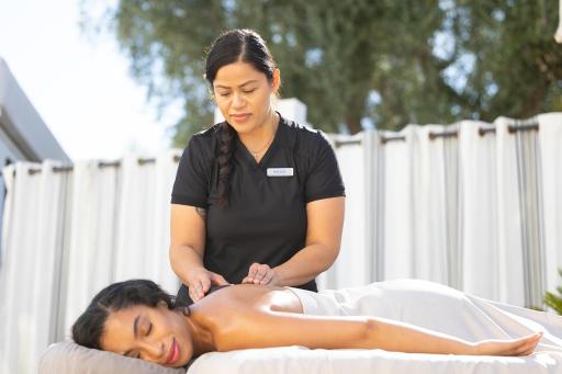 Tommy Bahama Miramonte Resort & Spa - Housity