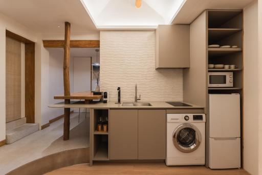 Luxury hanok with private bathtub - SN07 - Housity