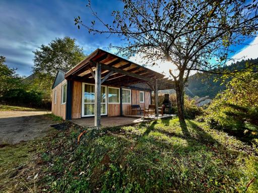 Cosy Chalet au cœur du Sidobre avec Piscine et Spa - Housity