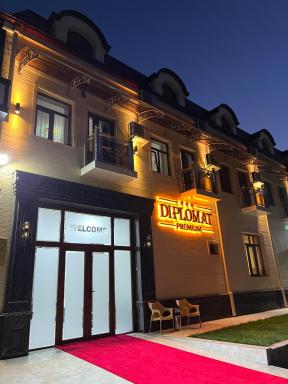 Diplomat Premium - Housity