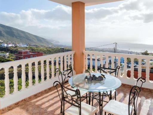Live Cuevecitas Herradura Terrace & Mountain View - Housity